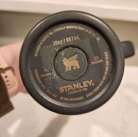 Stanley The Quencher H2.0 Flowstate Tumbler 30 OZ Branded Charcoal Dark Gray - Picture 5 of 6